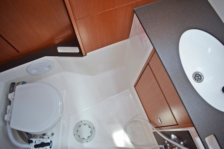 Bavaria Yachtbau Bavaria Cruiser 37 - 3 cab. Šešula