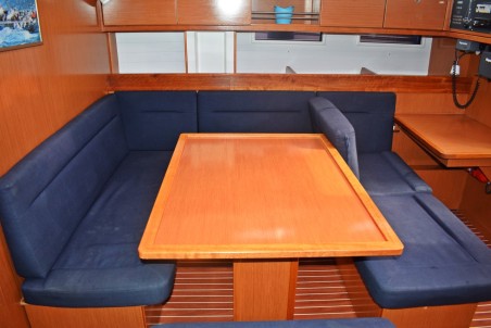 Bavaria Yachtbau Bavaria Cruiser 45 - 4 cab. Tiha