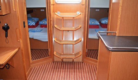 Bavaria Yachtbau Bavaria Cruiser 45 - 4 cab. Tiha