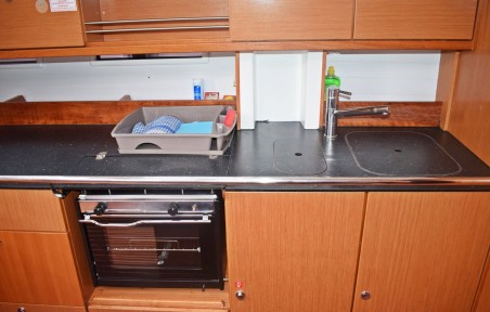 Bavaria Yachtbau Bavaria Cruiser 45 - 4 cab. Tiha