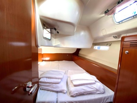 Bénéteau Oceanis 43 Serenity