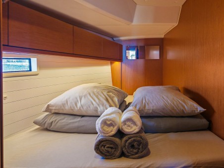 Bavaria Yachtbau Bavaria Cruiser 46 - 4 cab. Blaca