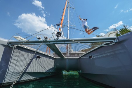 Excess Excess 11 - 4 + 1 + 1 cab. Lizzy