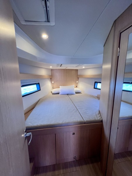 Bavaria Yachtbau Bavaria C42 Siroco