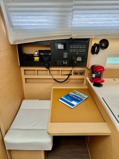 Jeanneau Sun Odyssey 410 - 3 cab. Lucia