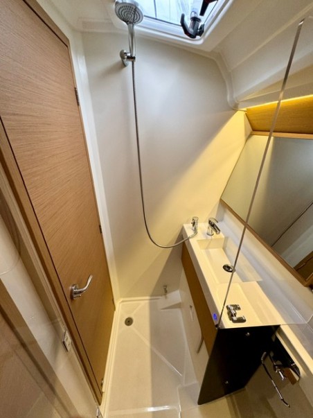 Jeanneau Sun Odyssey 410 - 3 cab. Lucia