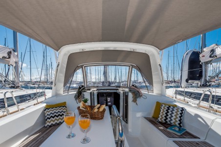 Beneteau Oceanis 38.1 | Yacht Charter Croatia | Travelboat