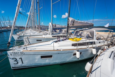 Beneteau Oceanis 38.1 | Yacht Charter Croatia | Travelboat