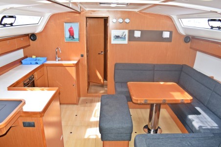 Bavaria Yachtbau Bavaria Cruiser 51 Podkamenica
