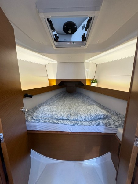 Jeanneau Sun Odyssey 349 - 3 cab. White Feather