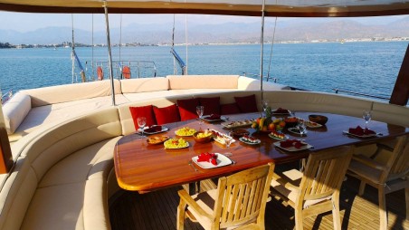 Custom Made Diamond L Diamond L