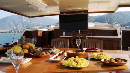 Custom Made Diamond L Diamond L