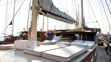 Custom Made Neptun Neptun