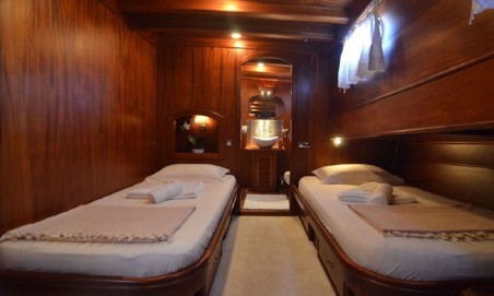 Custom Made Smyrna Smyrna