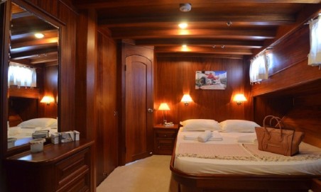 Custom Made Smyrna Smyrna