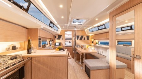 Bavaria Yachtbau Bavaria C38 Zala