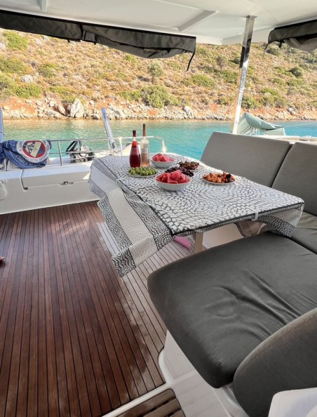 Fountaine Pajot Fountaine Pajot Lucia 40 - 3 cab. Dolce