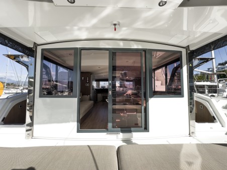 Catana Group Bali 4.8 - 5 + 1 cab Pagora