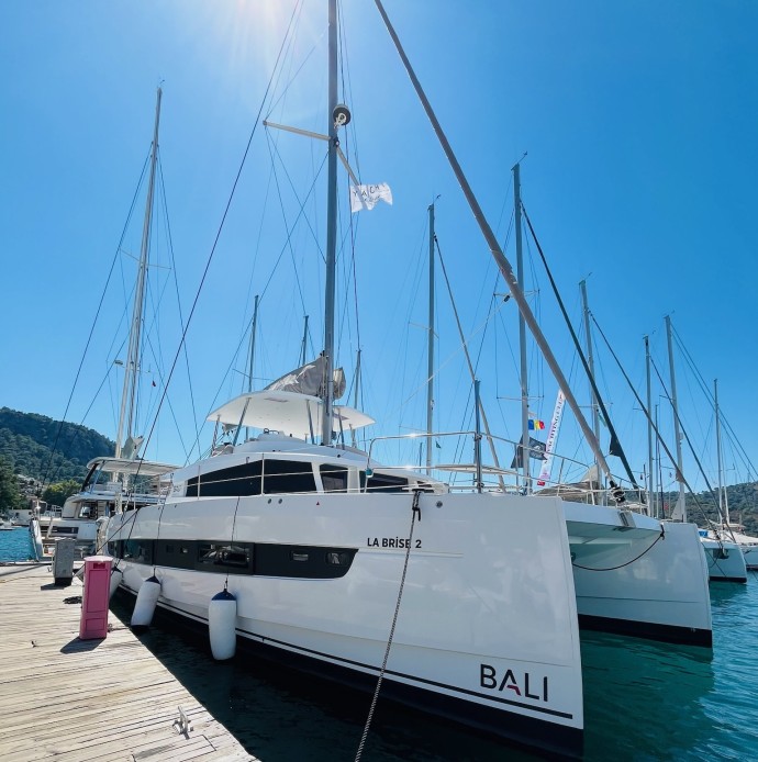 Catana Group Bali 5.4 - 6 cab. La Brise 2