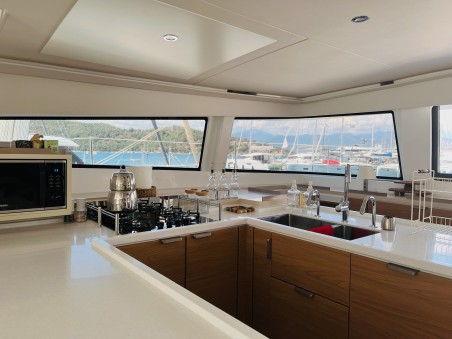 Catana Group Bali 5.4 - 6 cab. La Brise 2