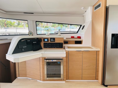 Catana Group Bali 5.4 - 6 cab. La Brise 2