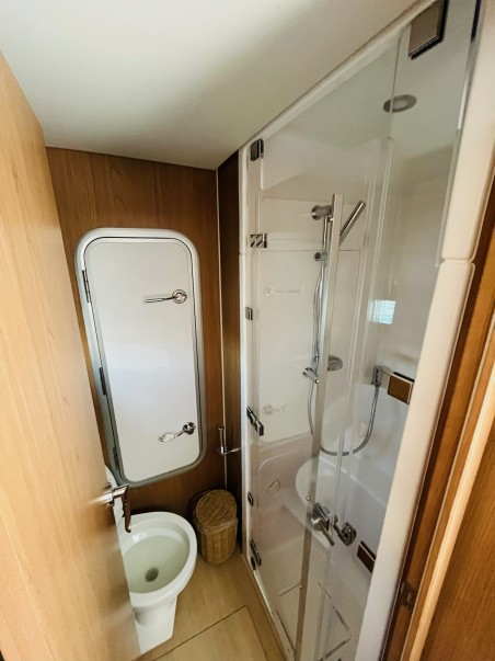 Catana Group Bali 5.4 - 6 cab. La Brise 2