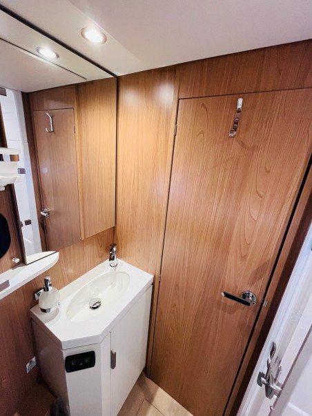 Catana Group Bali 5.4 - 6 cab. La Brise 2