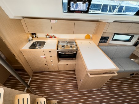 Bavaria Yachtbau Bavaria C38 Coconut