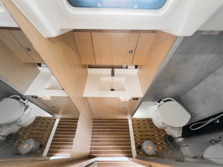 Bavaria Yachtbau Bavaria C38 Coconut