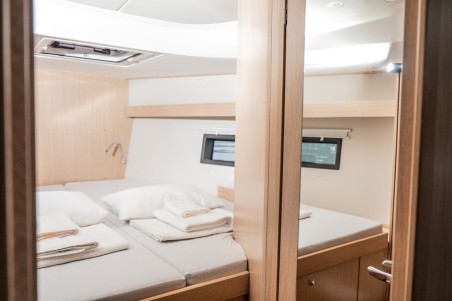Bavaria Yachtbau Bavaria C42 Aruna
