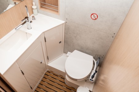 Bavaria Yachtbau Bavaria C42 Aruna