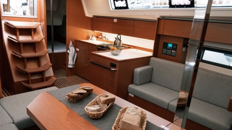 Bavaria Yachtbau Bavaria C42 Nomad