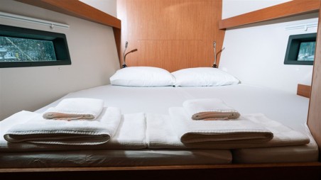 Bavaria Yachtbau Bavaria C42 Nomad