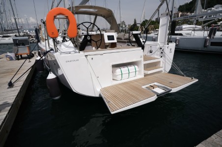 Dufour Yachts Dufour 390 Paris