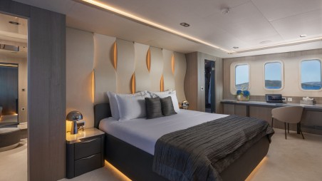 Radež d.d. M/S ADRI M/S Adri