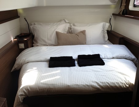 Lagoon-Bénéteau Lagoon 450 F - 4 + 1 cab. Madicon