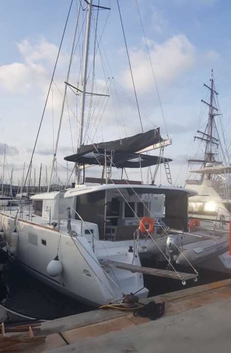 Lagoon-Bénéteau Lagoon 450 F - 4 + 2 cab. Fo's