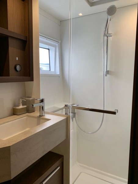 Lagoon-Bénéteau Lagoon 46 - 4 + 2 cab. White Pearl