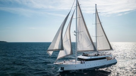 MS Custom Aurum Sky | Yacht Charter Croatia | Travelboat