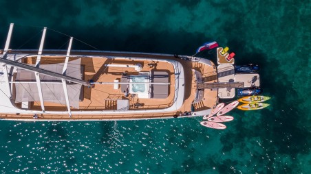 MS Custom Aurum Sky | Yacht Charter Croatia | Travelboat