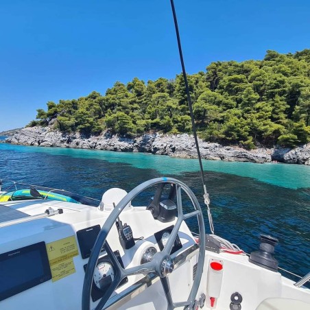 Catana Group Bali 4.1 - 4 + 1 cab. Iris