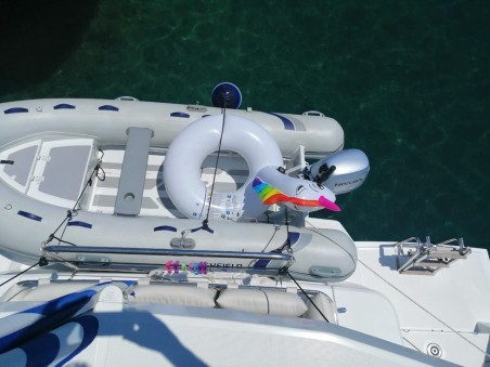 Catana Group Bali 4.1 - 4 + 1 cab. Iris