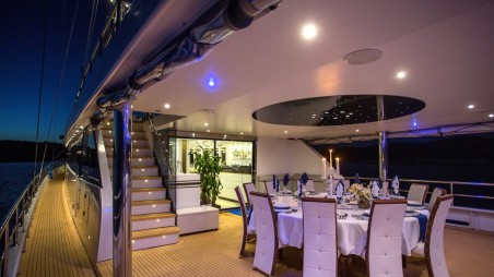MS Custom Aurum Sky | Yacht Charter Croatia | Travelboat
