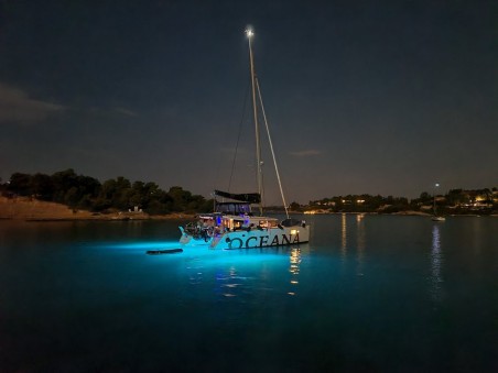 Lagoon-Bénéteau Lagoon 450 F - 4 + 1 cab. Oceana