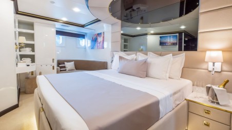 MS Custom Aurum Sky | Yacht Charter Croatia | Travelboat