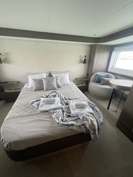 Azimut / Benetti Yachts Azimut Magellano 66 Moon light