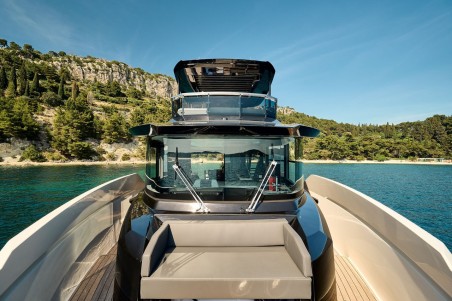 Explorer Yacht Explorer Fly 62 Blue Moon