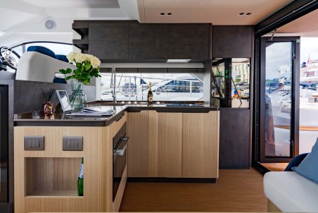 Sessa Marine Sessa F48 Supernova