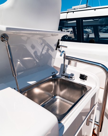 Sessa Marine Sessa Key Largo 27 Capricorn