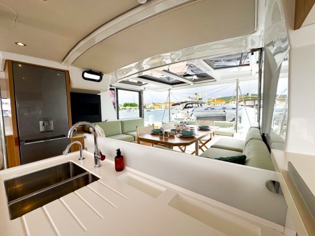 Catana Group Bali 4.2 - 4 + 1 cab. Merlot